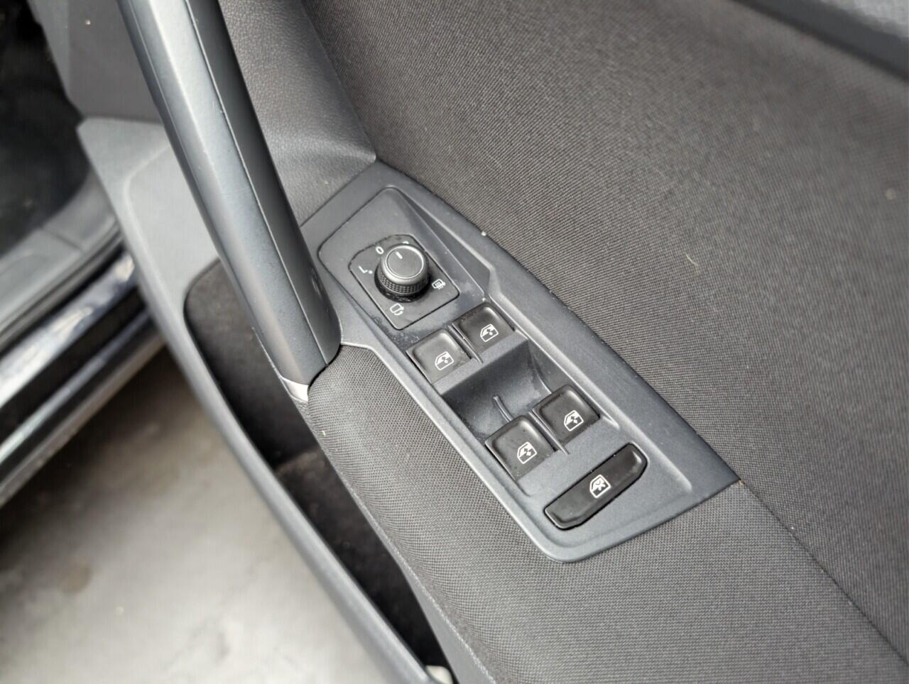 Used Volkswagen Tiguan 2016 for sale - 76499018: Photo 23