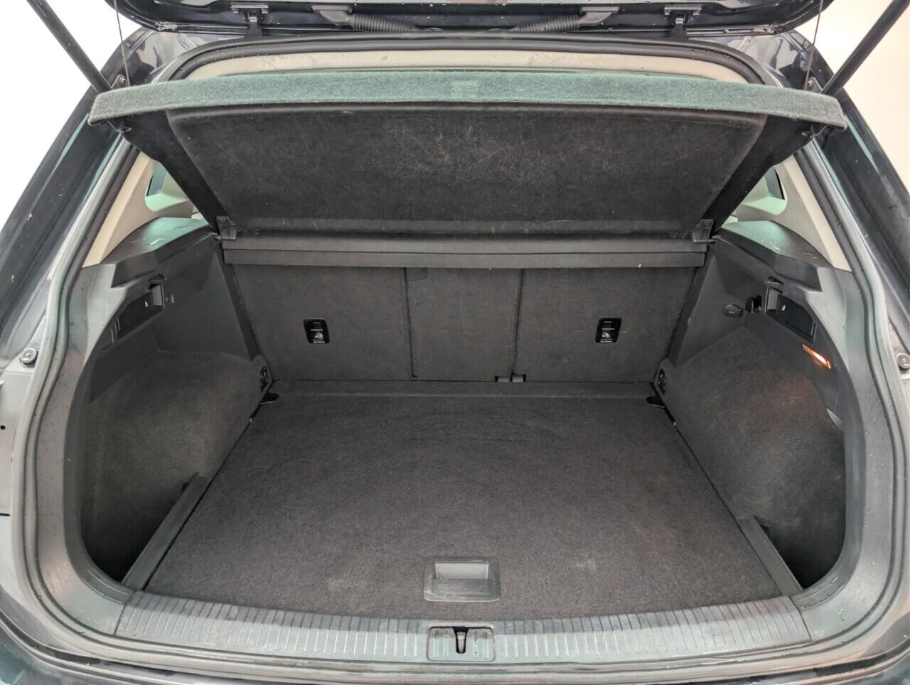 Used Volkswagen Tiguan 2016 for sale - 76499018: Photo 27