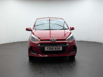 Used Hyundai i10 2018 for sale - 79359197: Photo