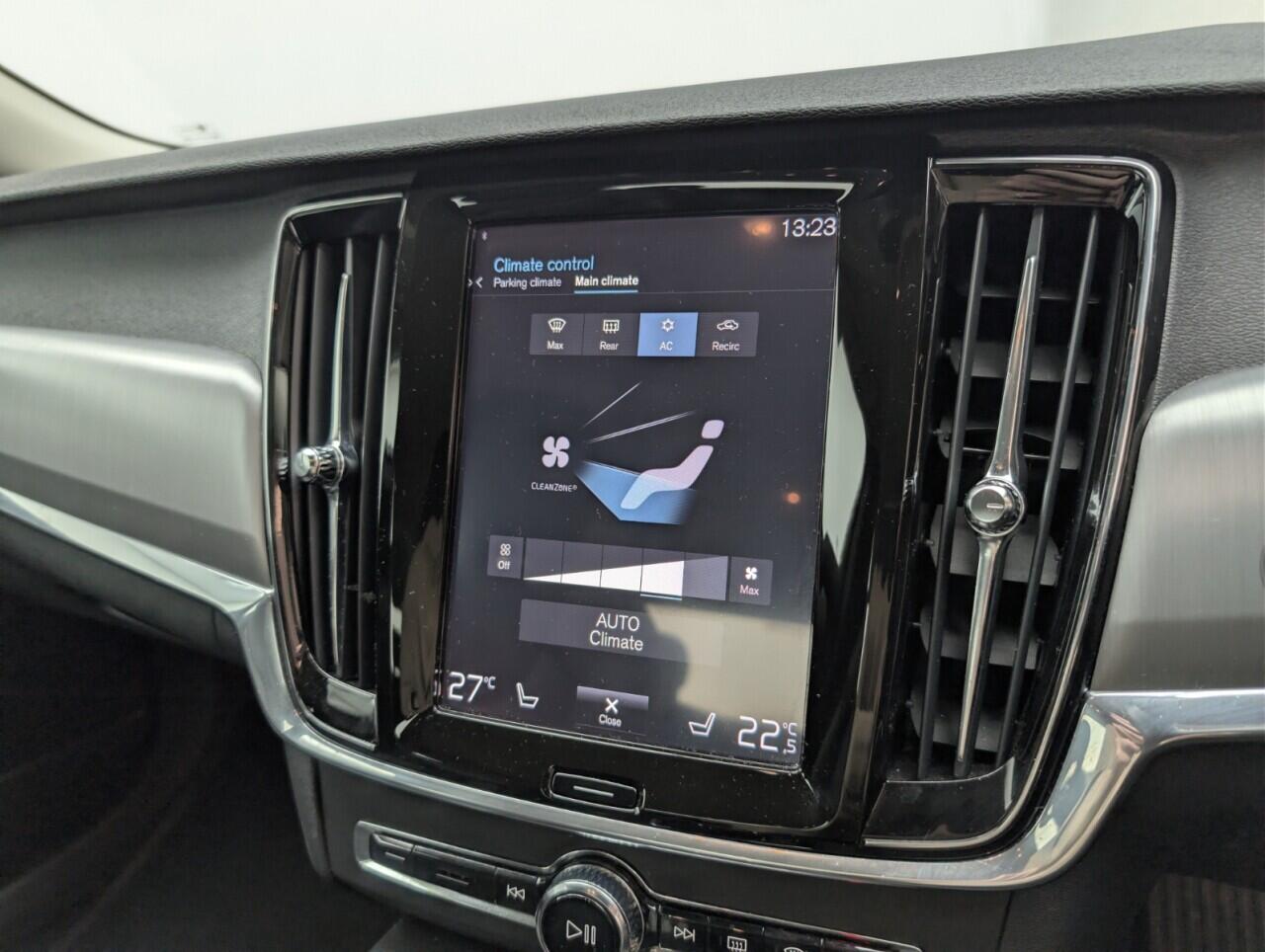 Used Volvo S90 2019 for sale - 76572451: Photo 15