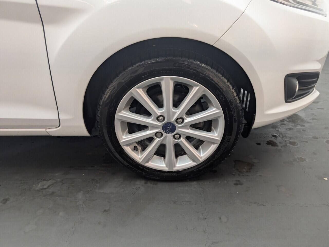 Used Ford Fiesta 2015 for sale - 76425416: Photo 10