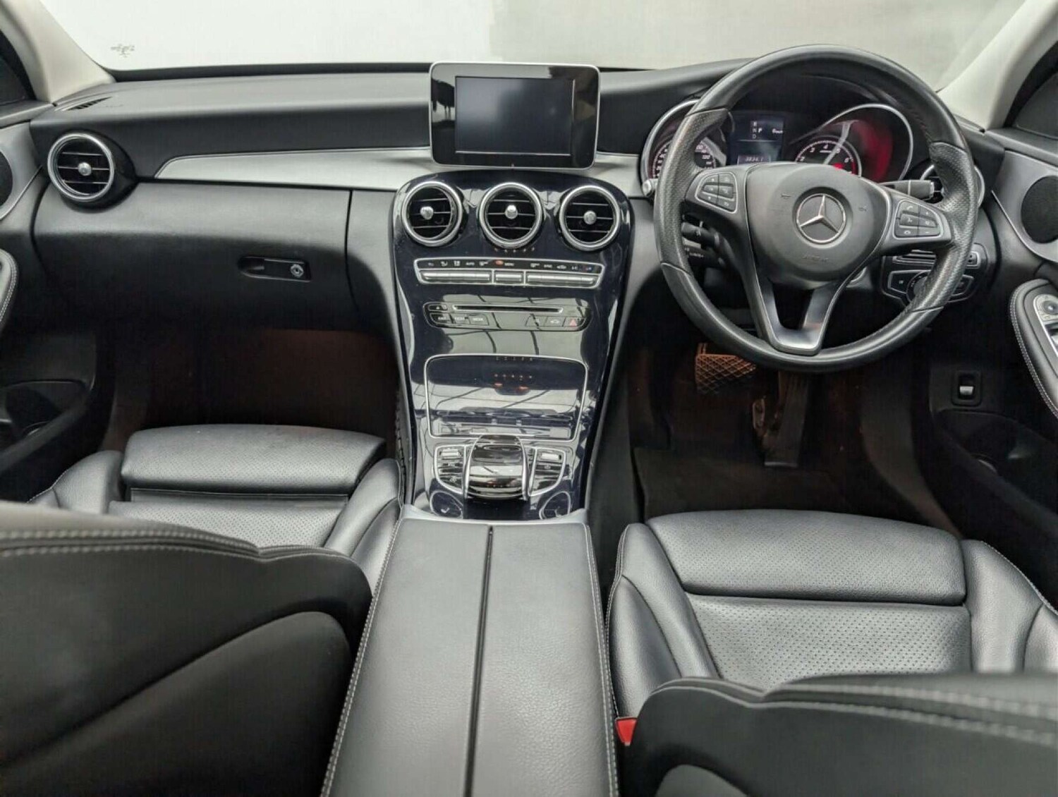 Used Mercedes-Benz C Class 2017 for sale - 77714129: Photo 23