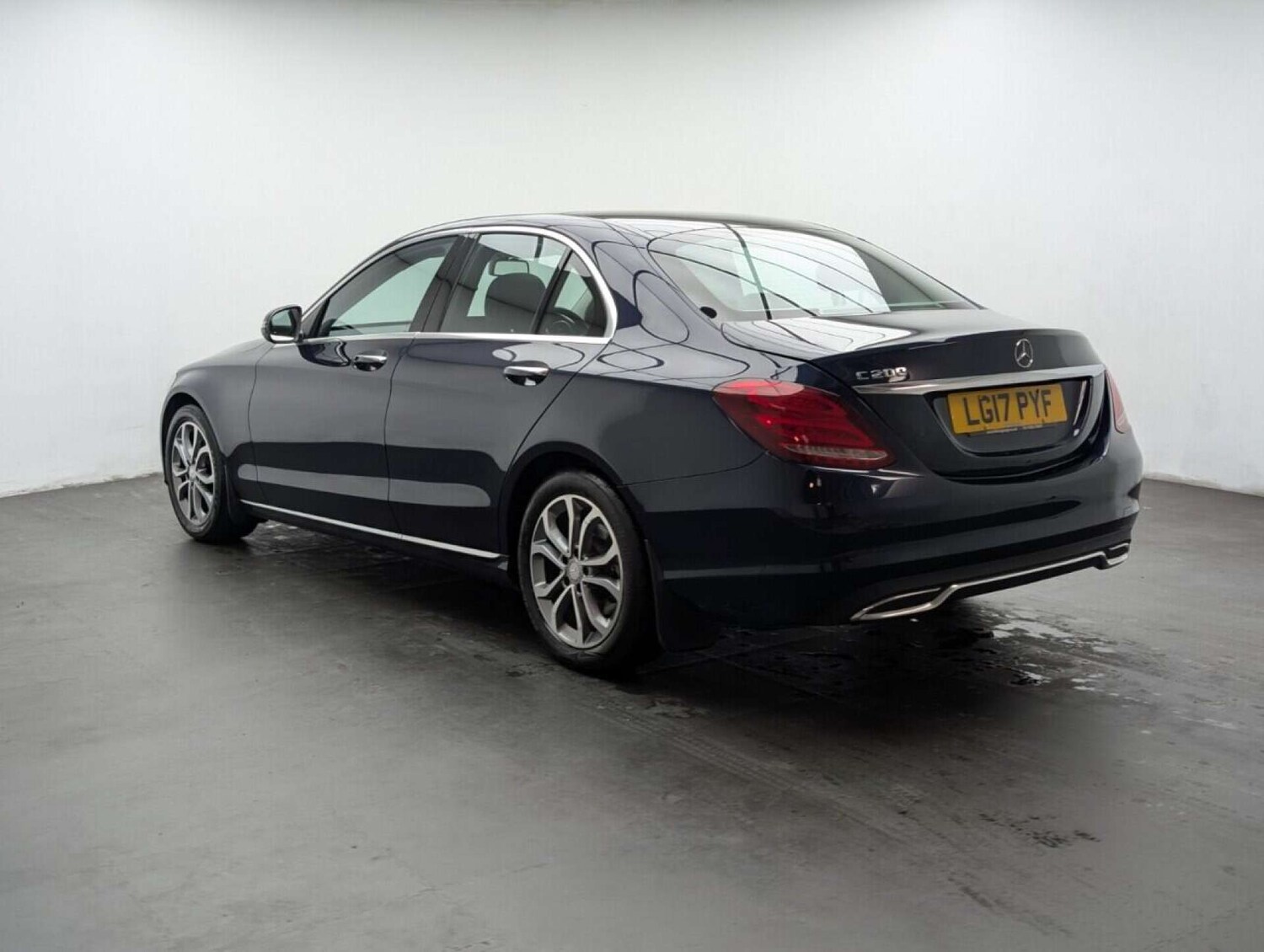 Used Mercedes-Benz C Class 2017 for sale - 77714129: Photo 6