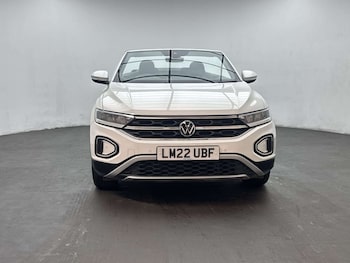 Used Volkswagen T-Roc 2022 for sale - 79320187: Photo