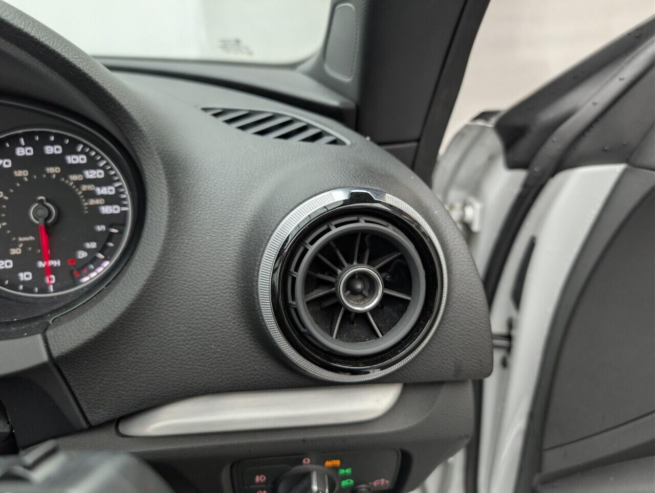 Used Audi A3 Cabriolet 2016 for sale - 77612135: Photo 18