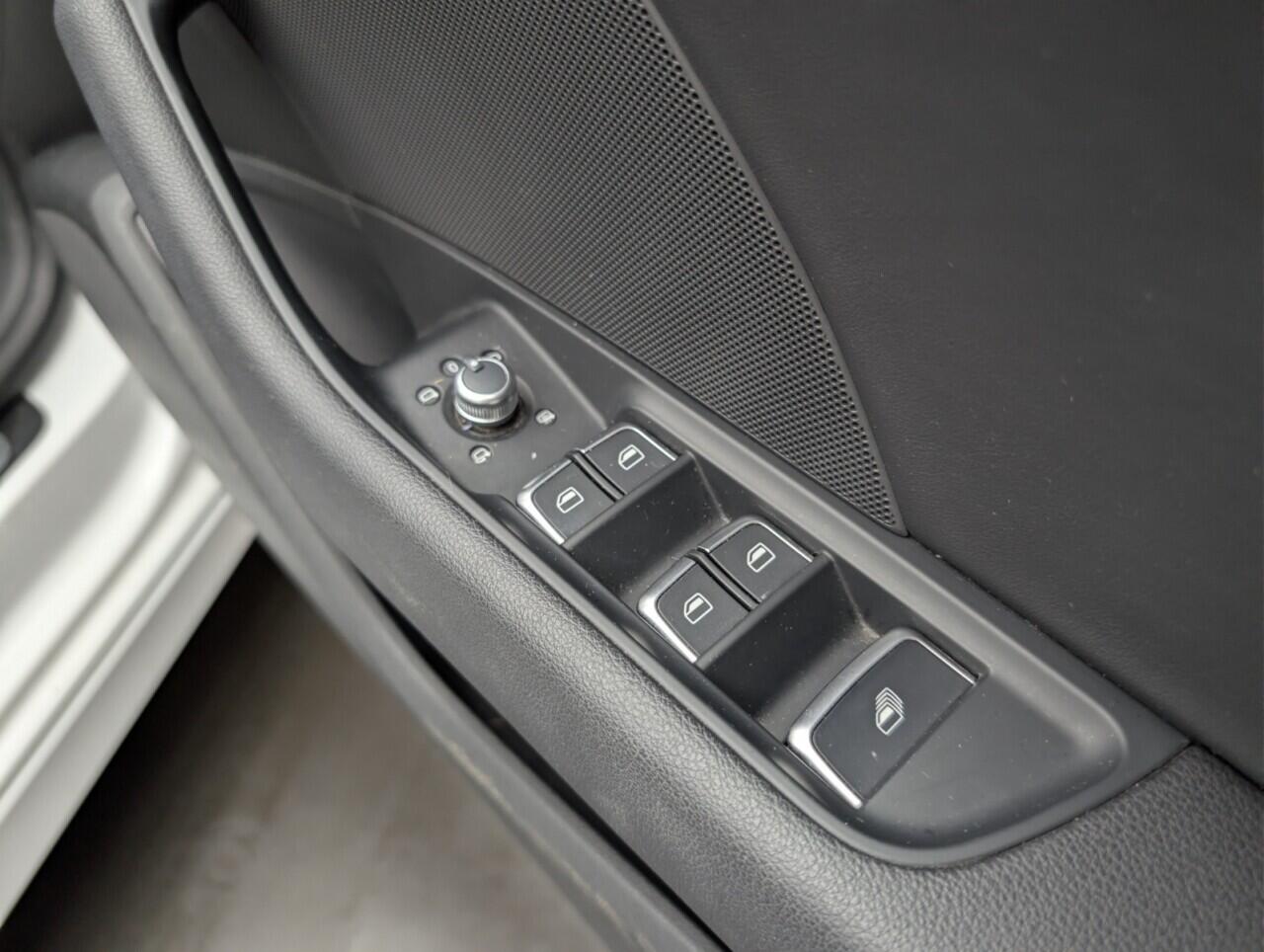 Used Audi A3 Cabriolet 2016 for sale - 77612135: Photo 19