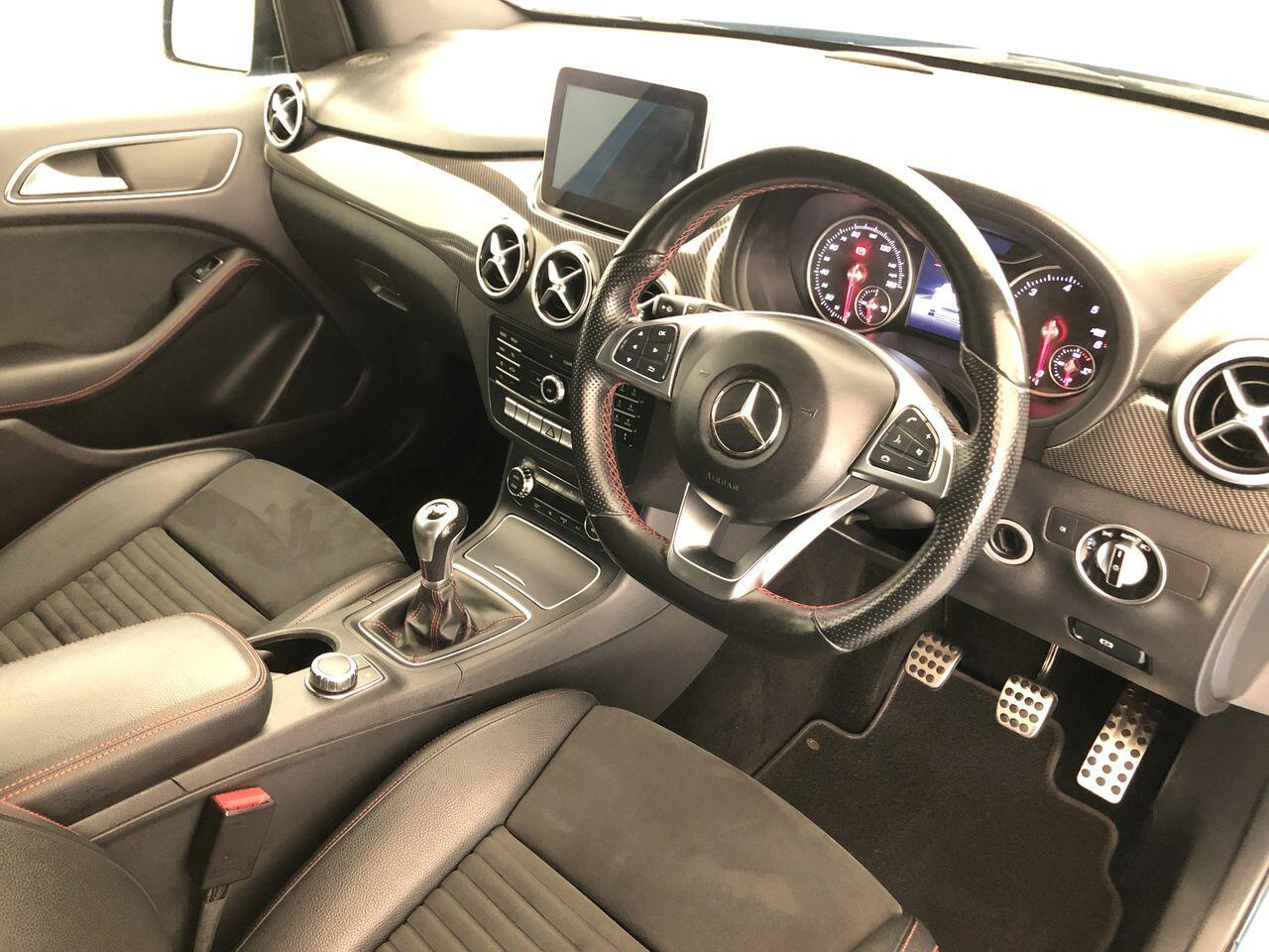 Used Mercedes-Benz B Class 2017 for sale - 76976135: Photo 11
