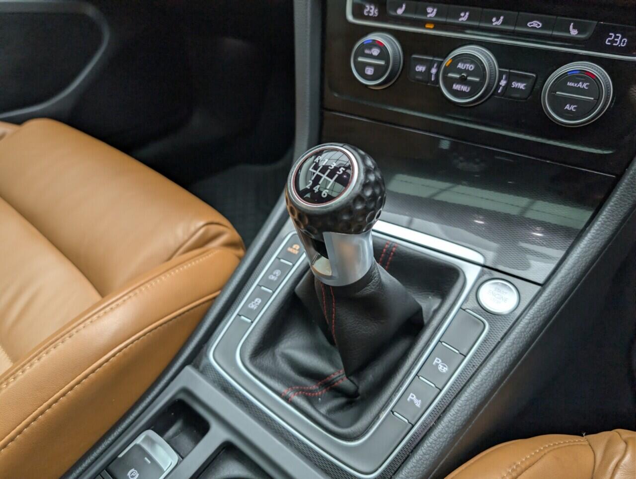 Used Volkswagen Golf 2016 for sale - 77646157: Photo 16