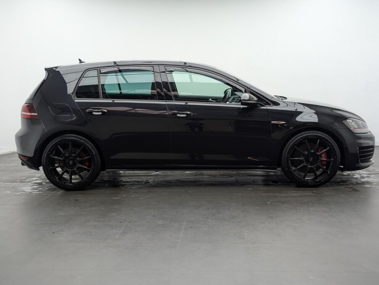 Used Volkswagen Golf 2016 for sale - 77646157: Photo 9