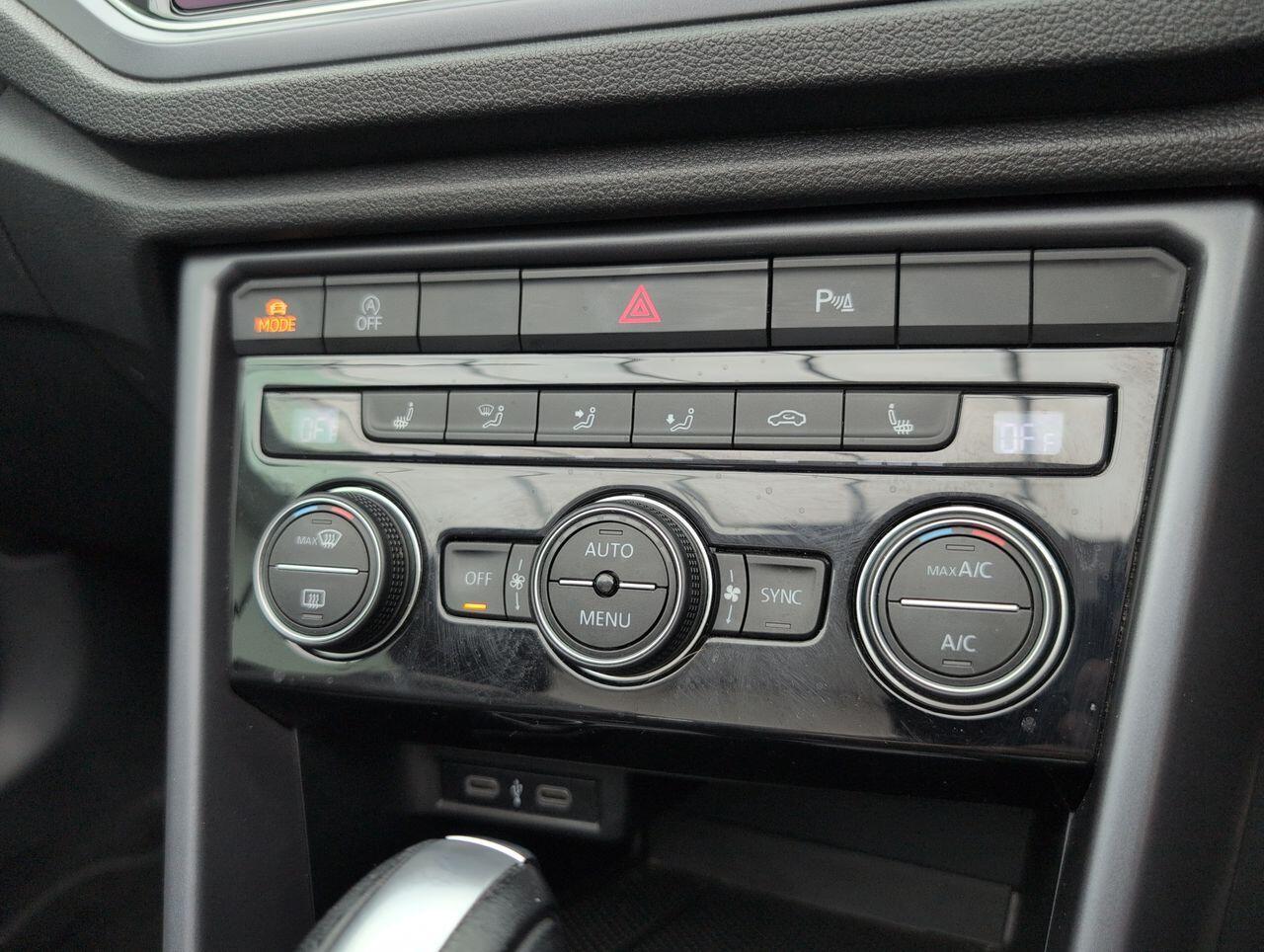 Used Volkswagen T-Roc 2021 for sale - 76424758: Photo 16