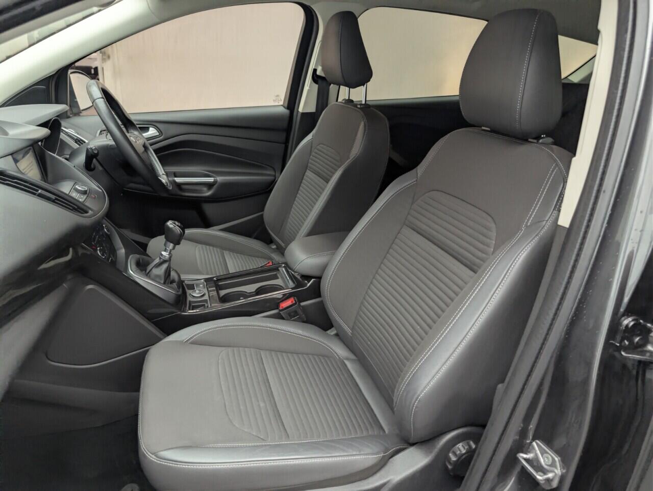 Used Ford Kuga 2018 for sale - 76424015: Photo 28