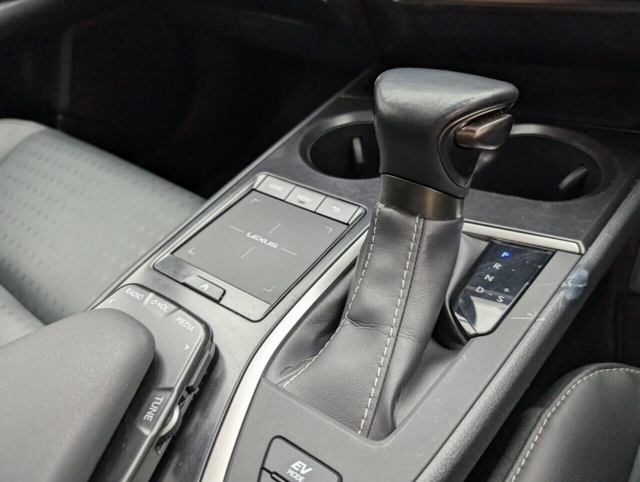 Used Lexus UX 2022 for sale - 77057250: Photo 17