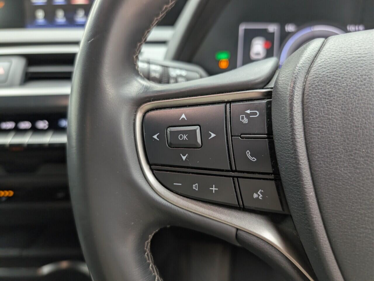 Used Lexus UX 2022 for sale - 77057250: Photo 19