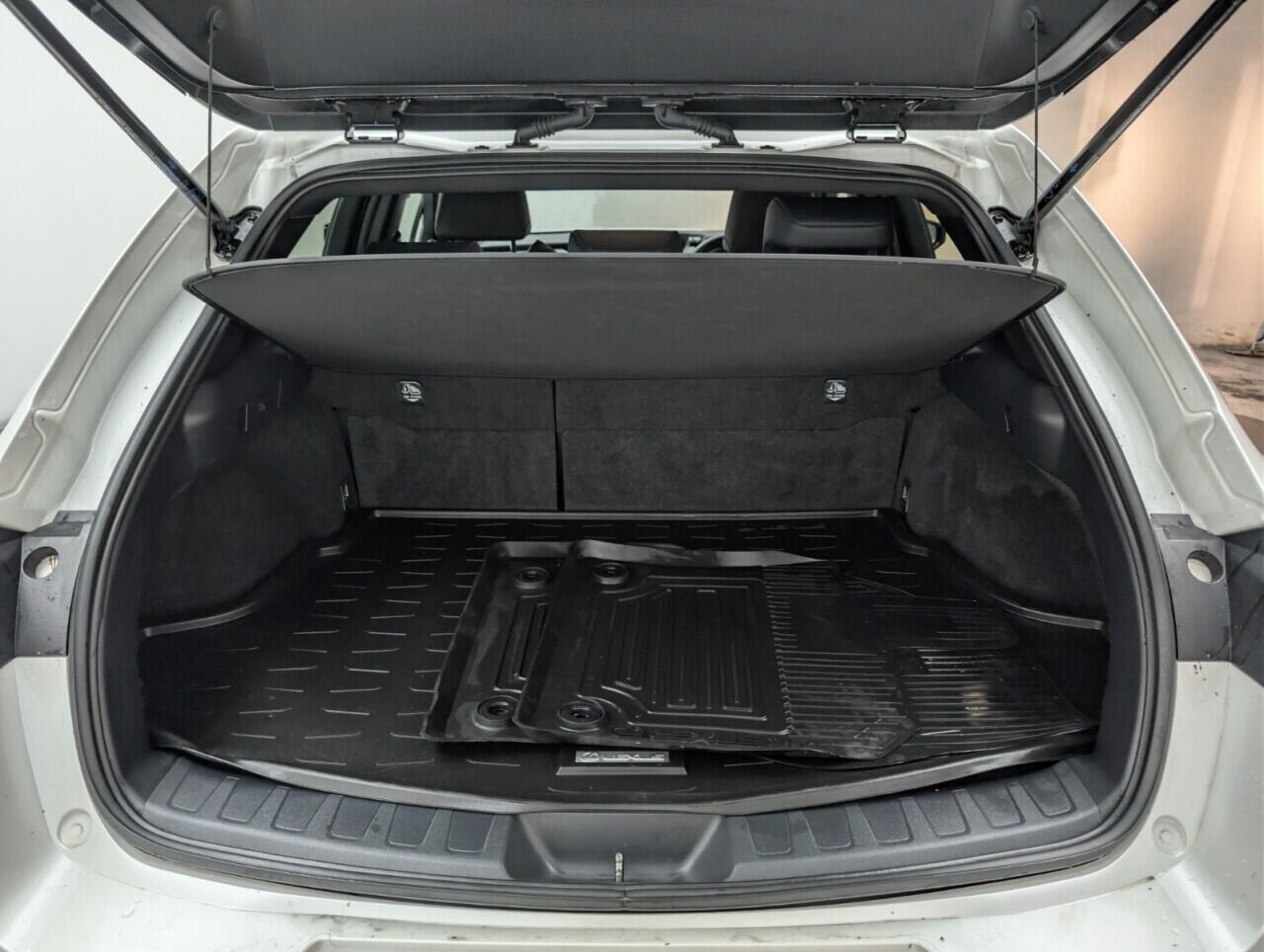 Used Lexus UX 2022 for sale - 77057250: Photo 26