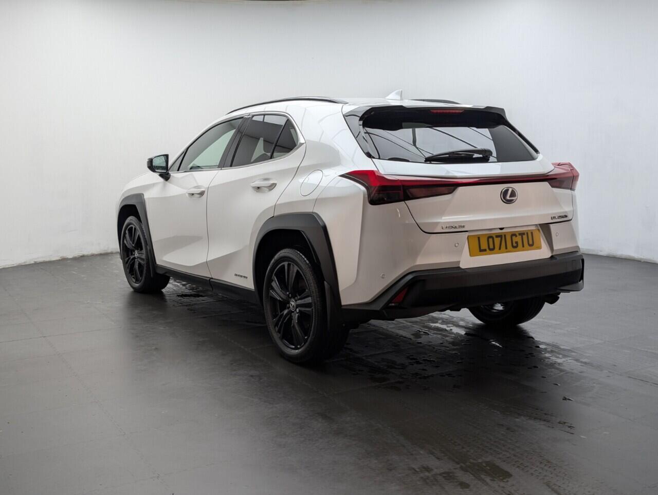 Used Lexus UX 2022 for sale - 77057250: Photo 6