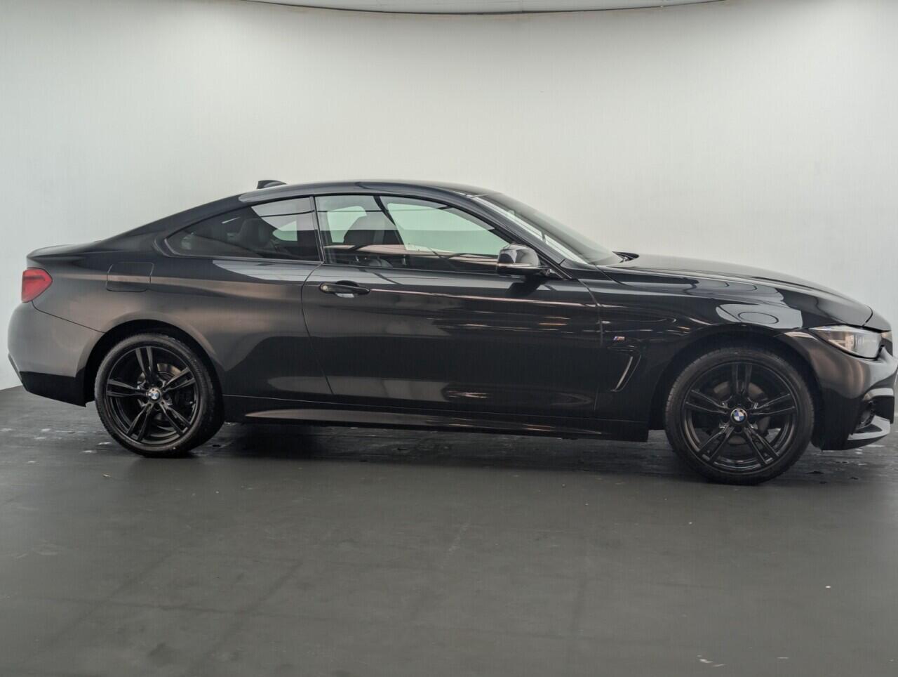 Used BMW 4 Series 2018 for sale - 76425545: Photo 9