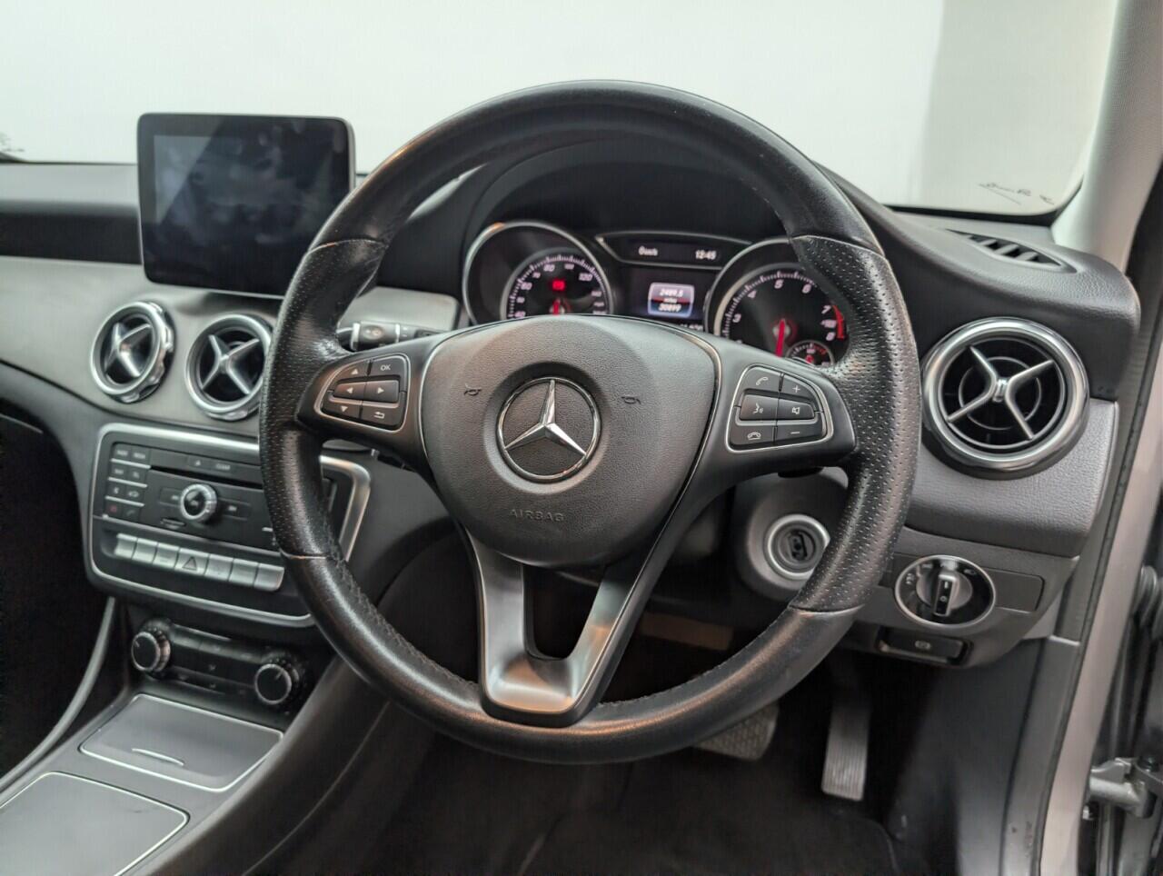 Used Mercedes-Benz A-Class 2019 for sale - 76424760: Photo 21