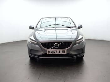 Used Volvo V40 2017 for sale - 79844774: Photo