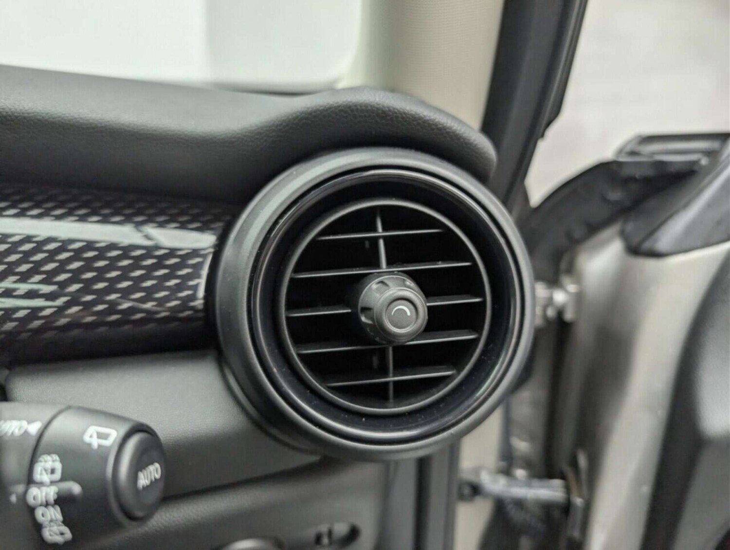 Used MINI Hatch 2016 for sale - 77714379: Photo 17