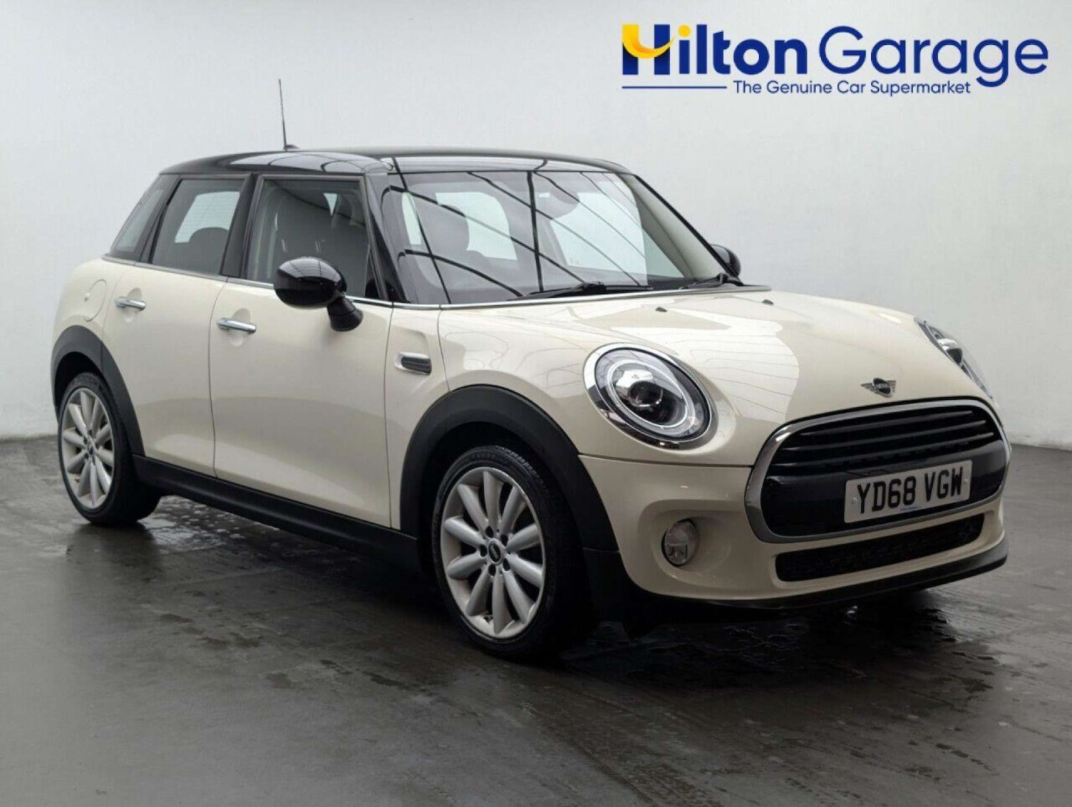 Used MINI Hatch 2019 for sale - 77714047: Photo 1