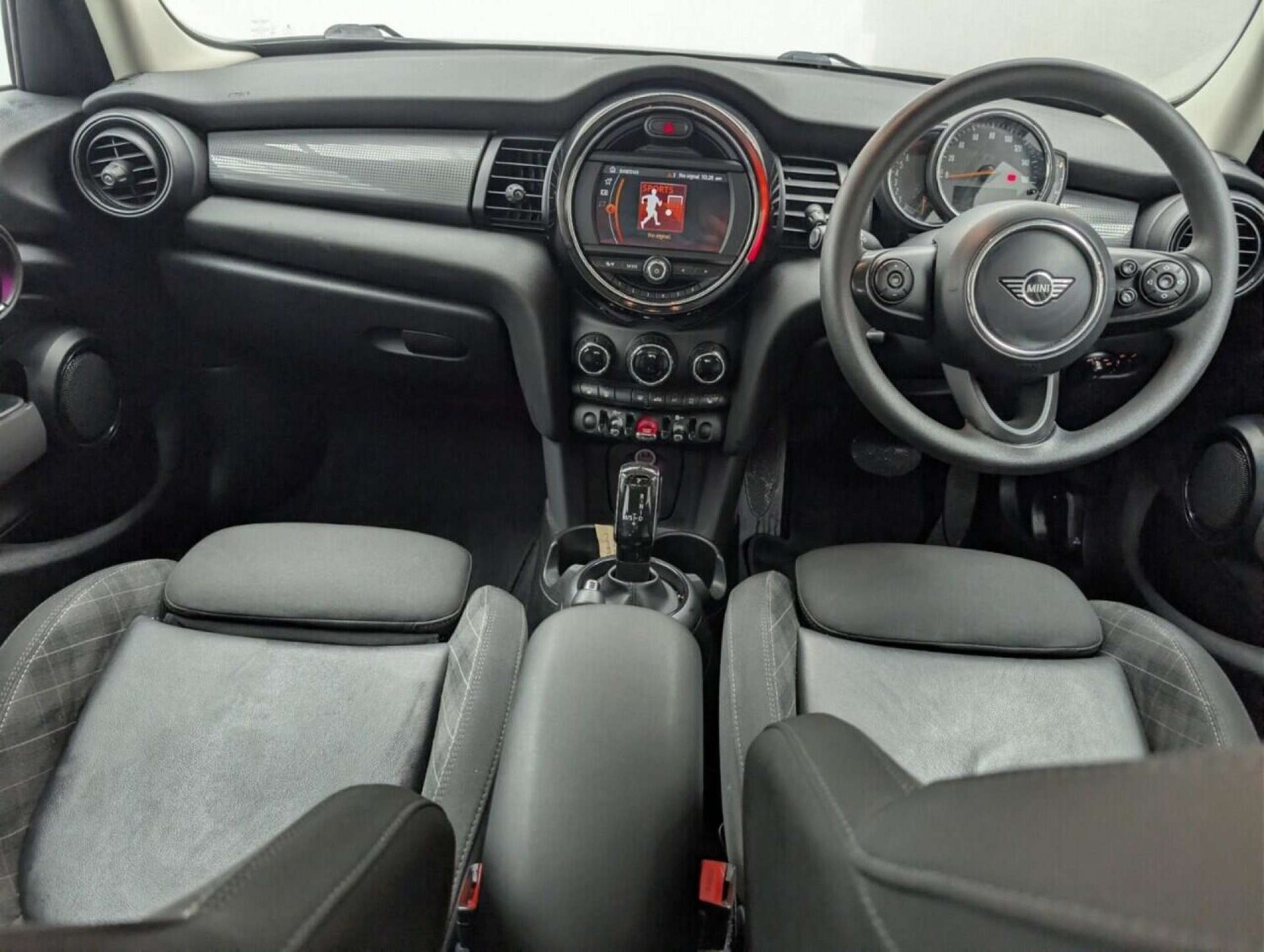 Used MINI Hatch 2019 for sale - 77714047: Photo 20