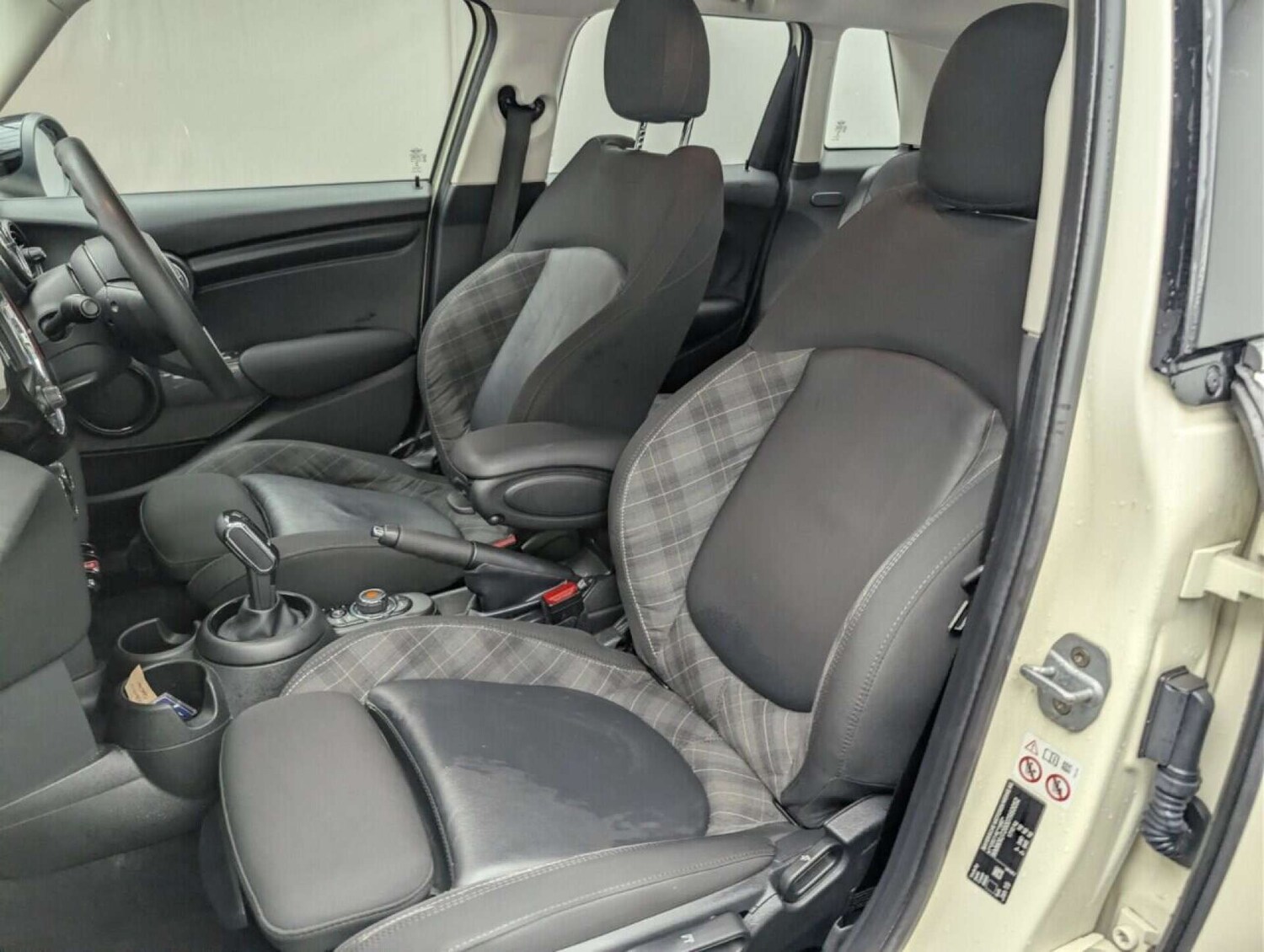 Used MINI Hatch 2019 for sale - 77714047: Photo 24