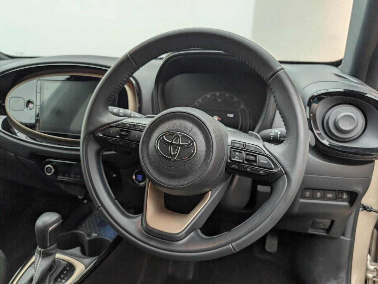 Used Toyota Aygo X 2022 for sale - 76423238: Photo 23