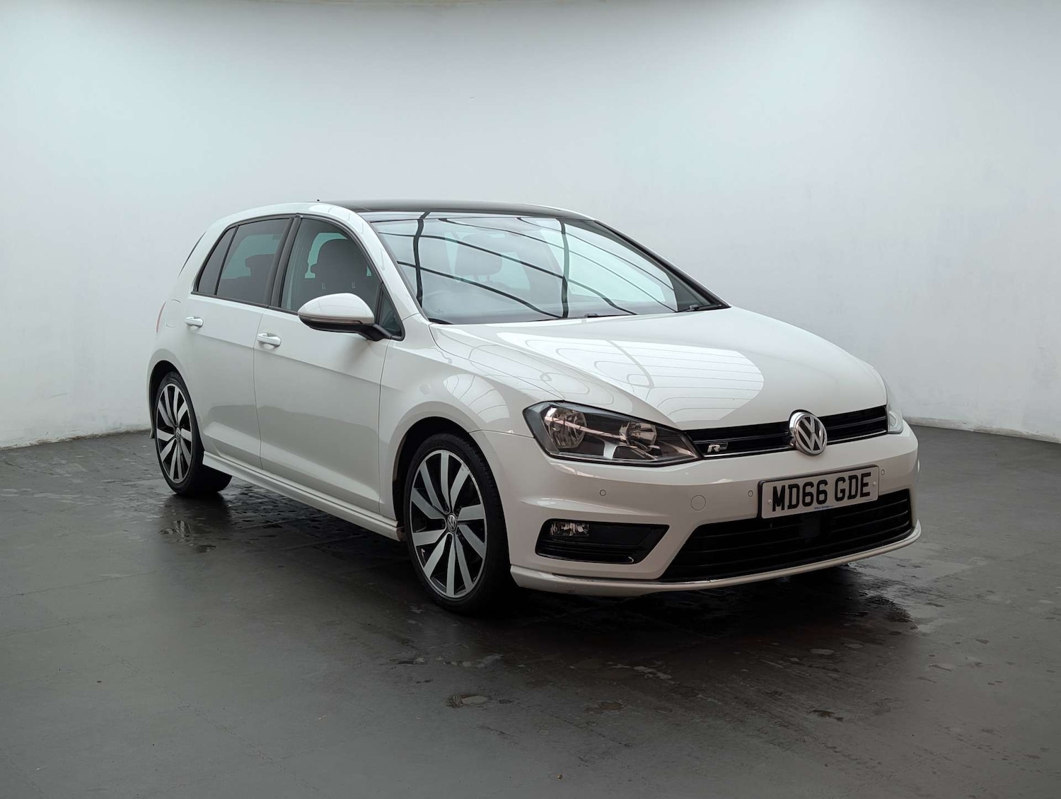 Used Volkswagen Golf 2017 for sale - 78122040: Photo 11