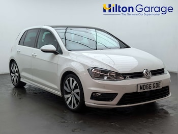 Used Volkswagen Golf 2017 for sale - 78122040: Photo
