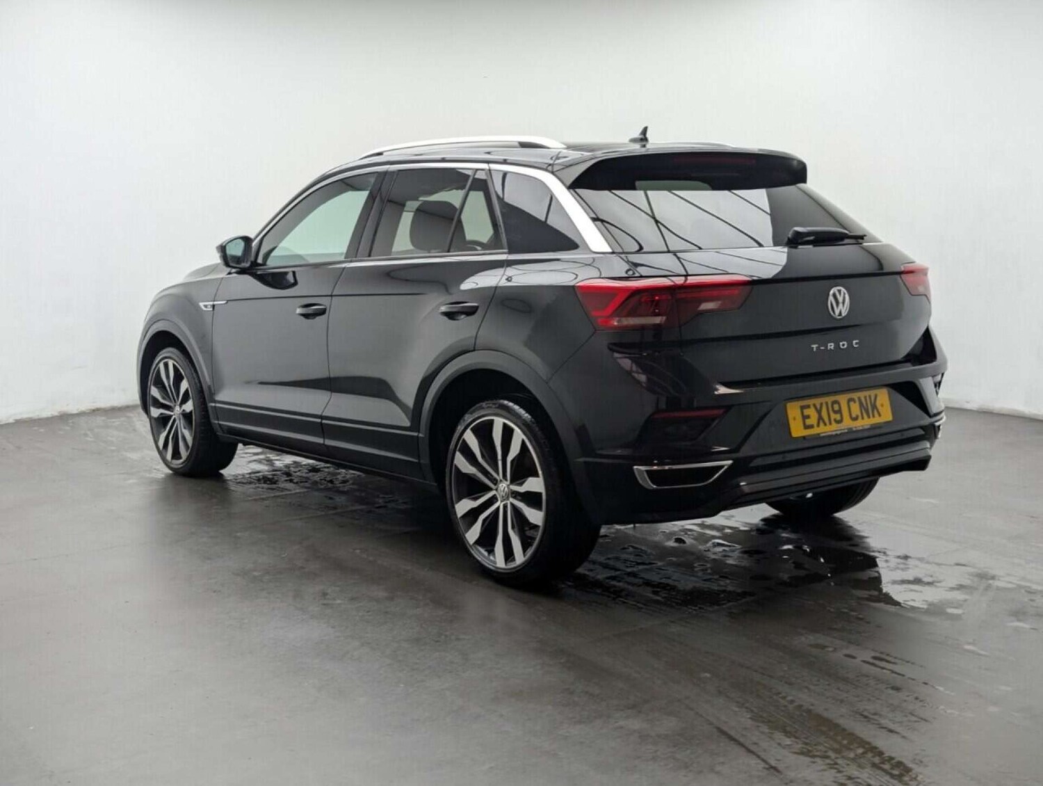 Used Volkswagen T-Roc 2019 for sale - 77713335: Photo 18