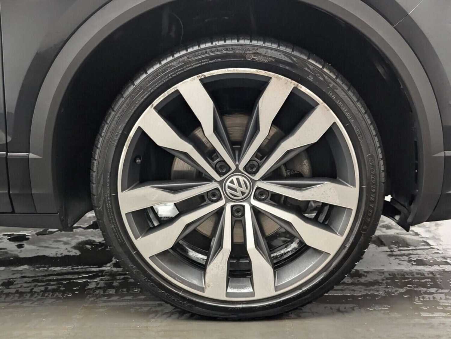 Used Volkswagen T-Roc 2019 for sale - 77713335: Photo 22