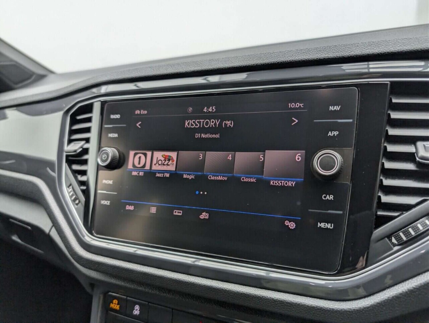 Used Volkswagen T-Roc 2019 for sale - 77713335: Photo 25