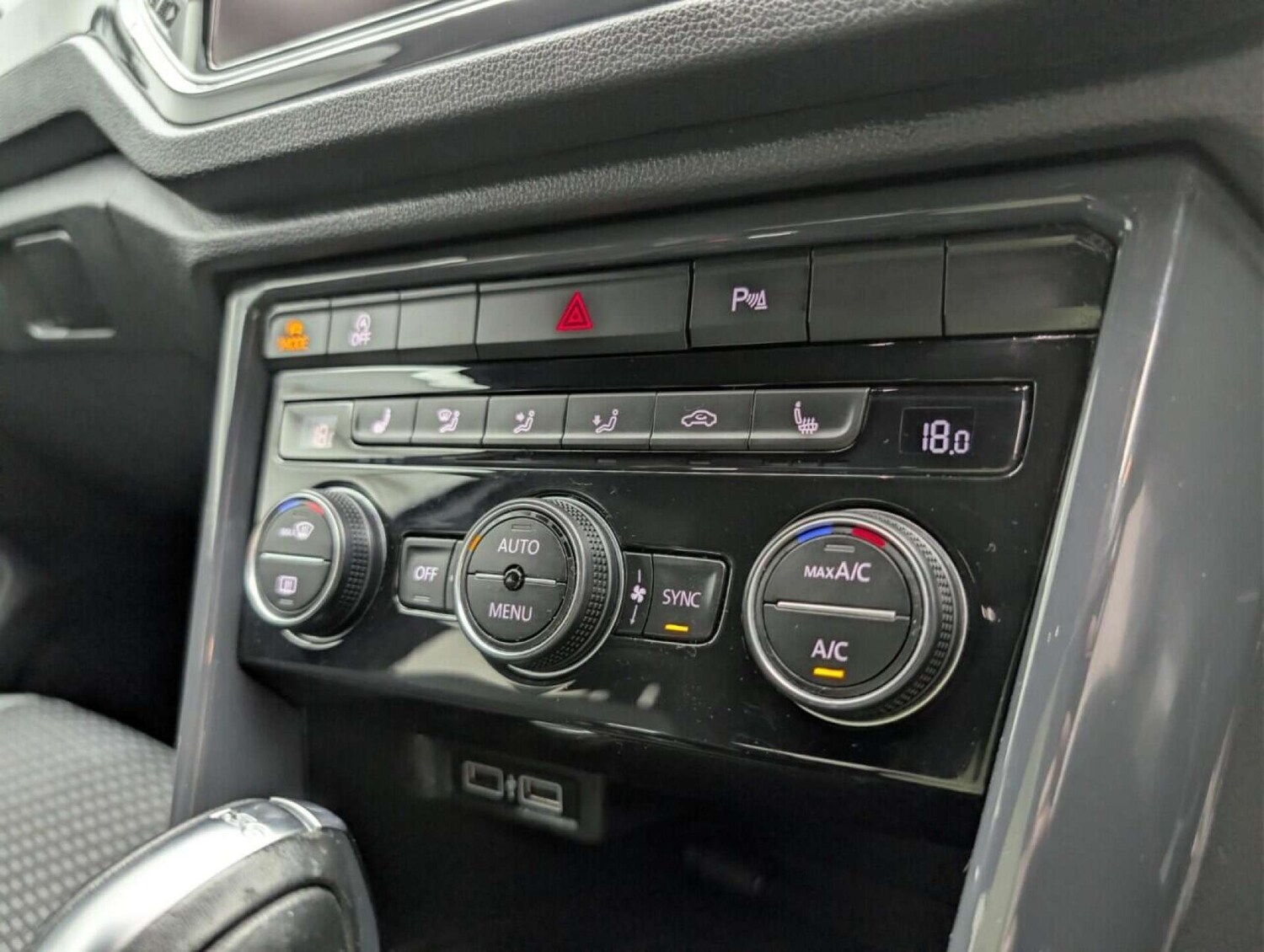 Used Volkswagen T-Roc 2019 for sale - 77713335: Photo 27