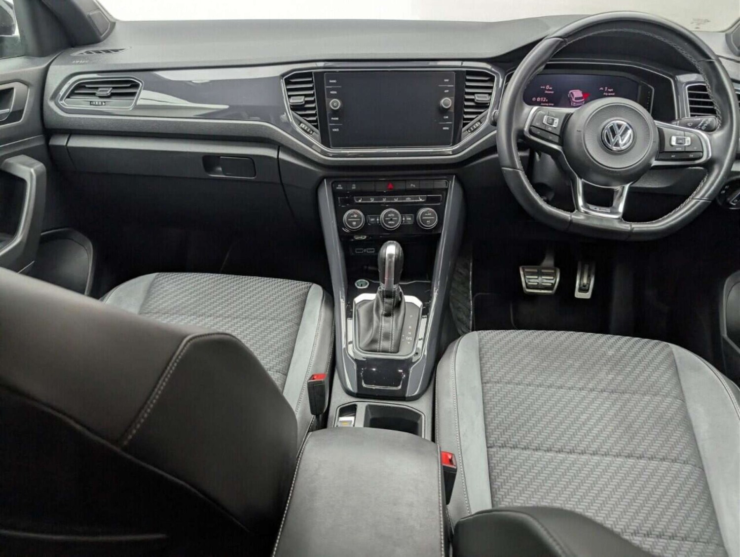 Used Volkswagen T-Roc 2019 for sale - 77713335: Photo 33