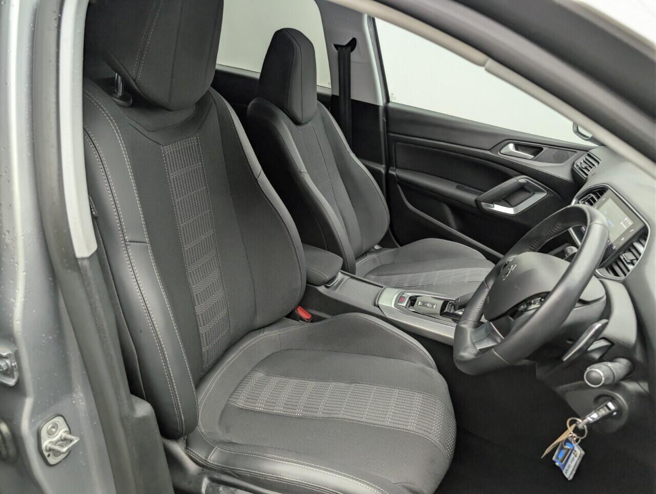 Used Peugeot 308 2021 for sale - 77549393: Photo 12