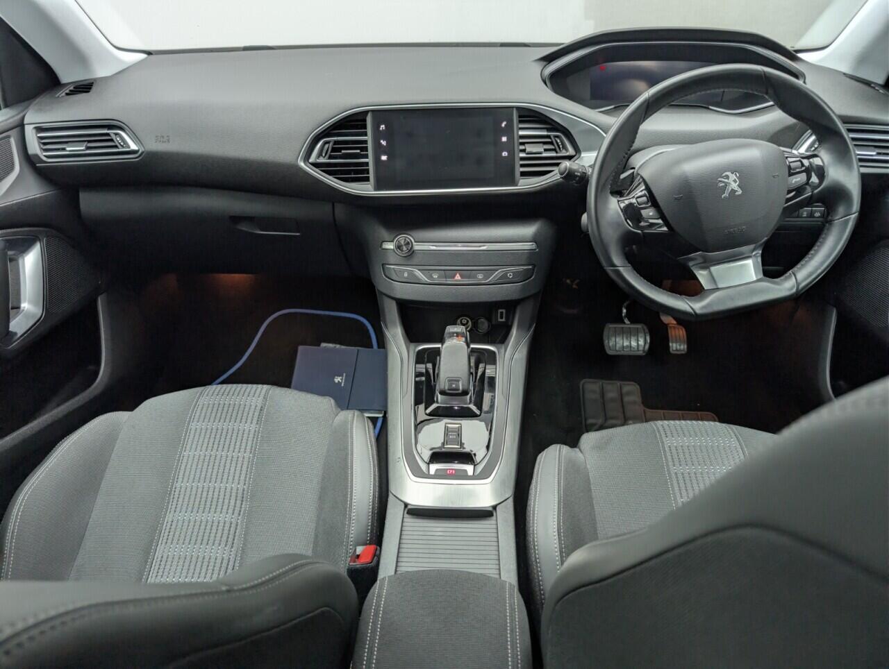 Used Peugeot 308 2021 for sale - 77549393: Photo 24