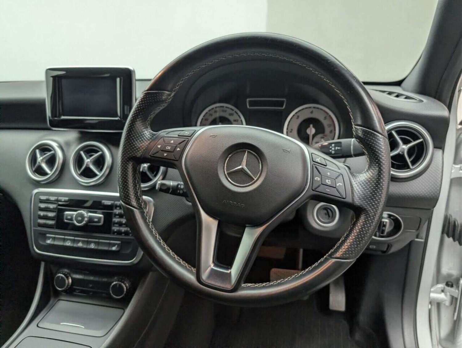 Used Mercedes-Benz A-Class 2015 for sale - 77714517: Photo 19