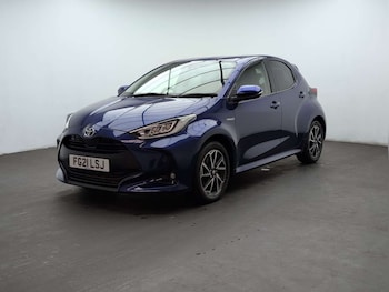 Used Toyota Yaris 2021 for sale - 79444508: Photo