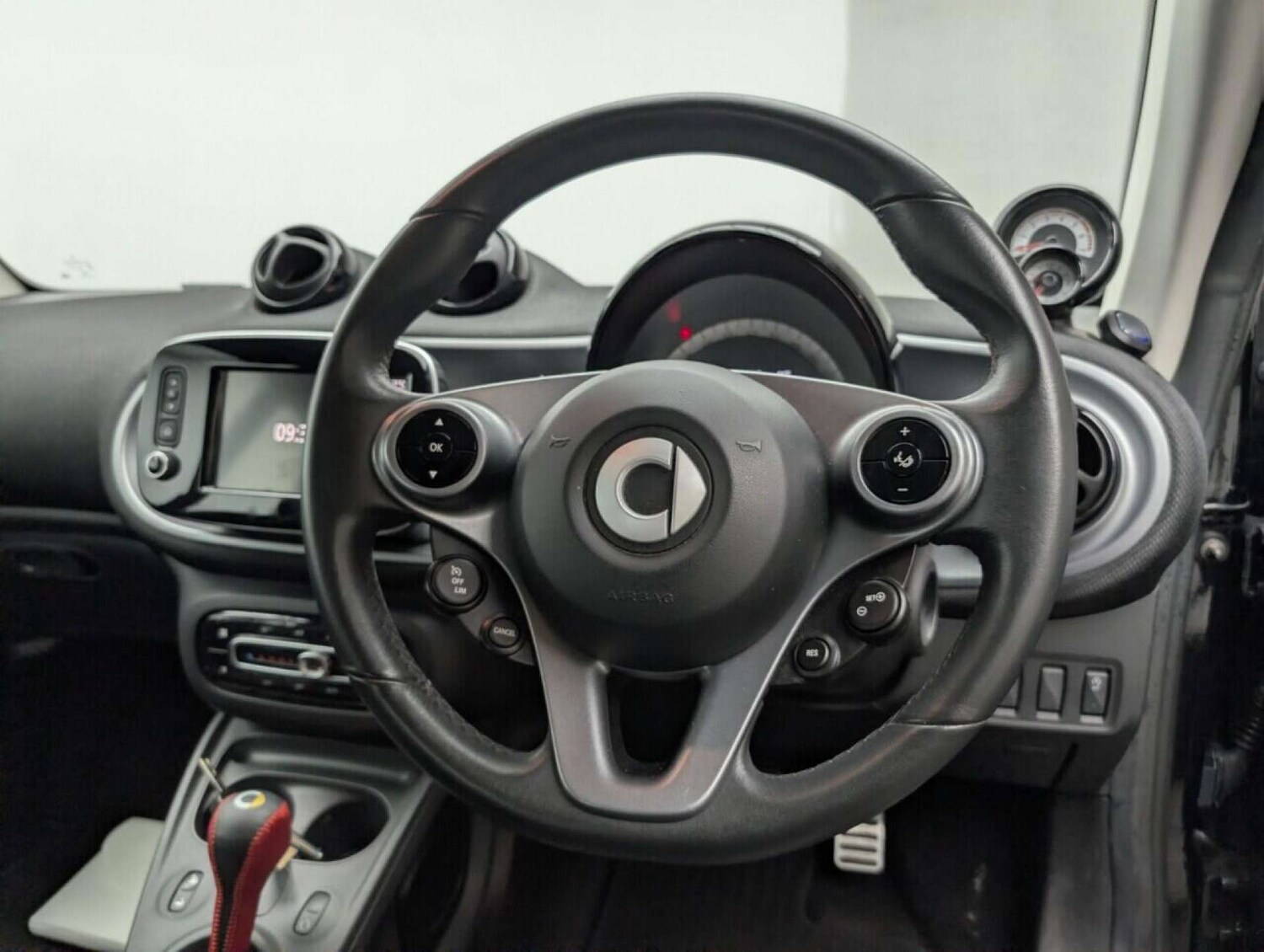 Used smart fortwo 2017 for sale - 77714508: Photo 20