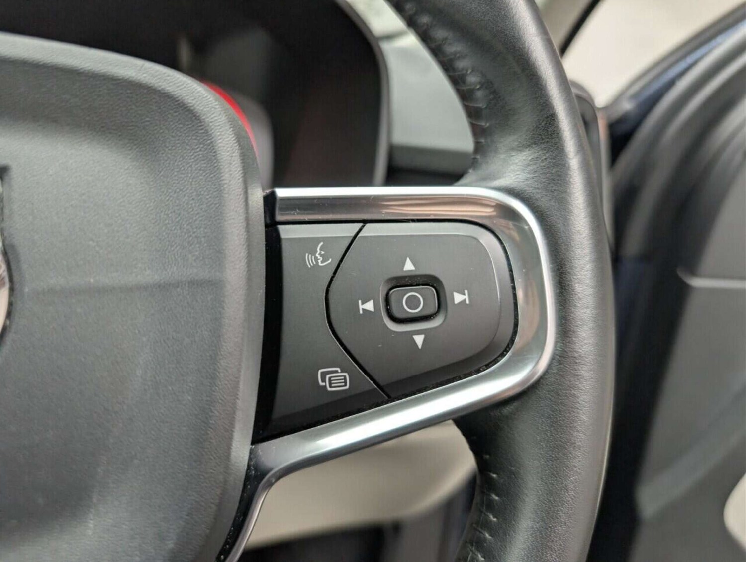 Used Volvo XC40 2020 for sale - 77713211: Photo 18