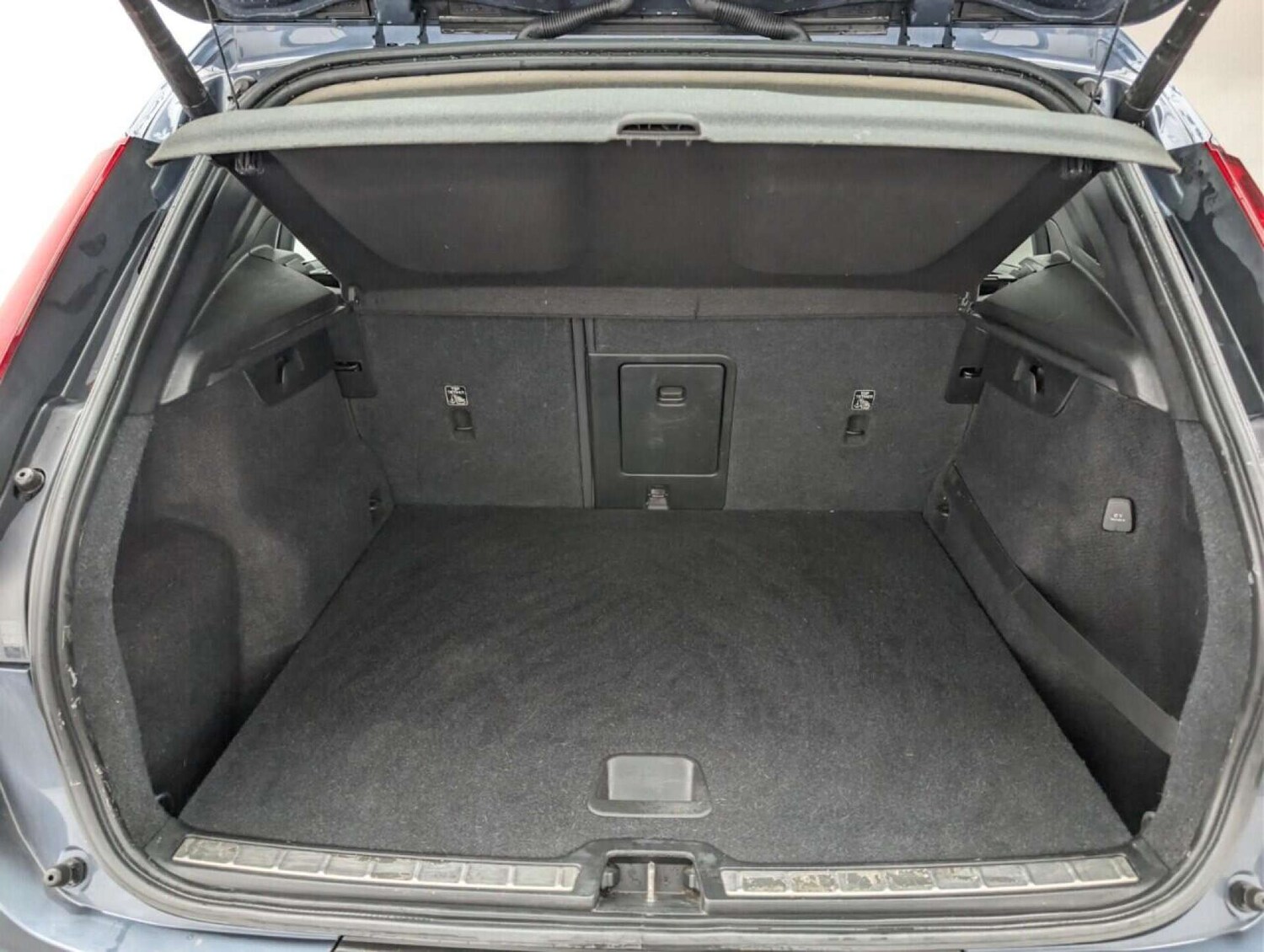 Used Volvo XC40 2020 for sale - 77713211: Photo 25