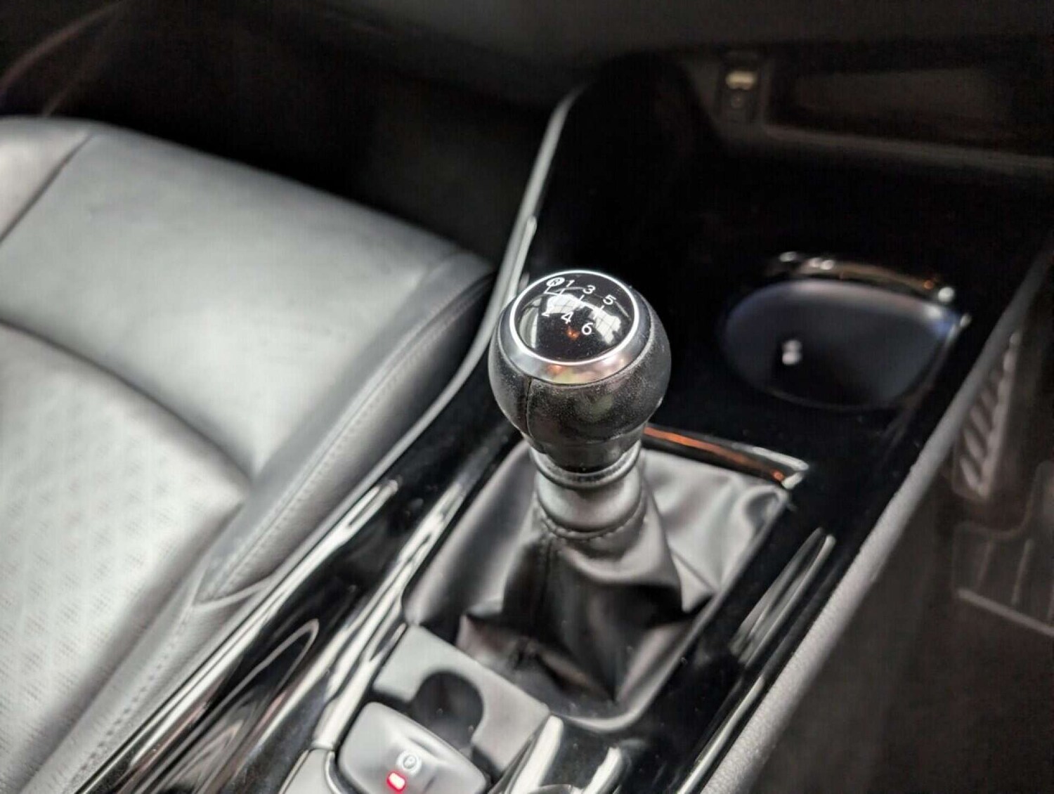 Used Toyota C-HR 2019 for sale - 77712982: Photo 17