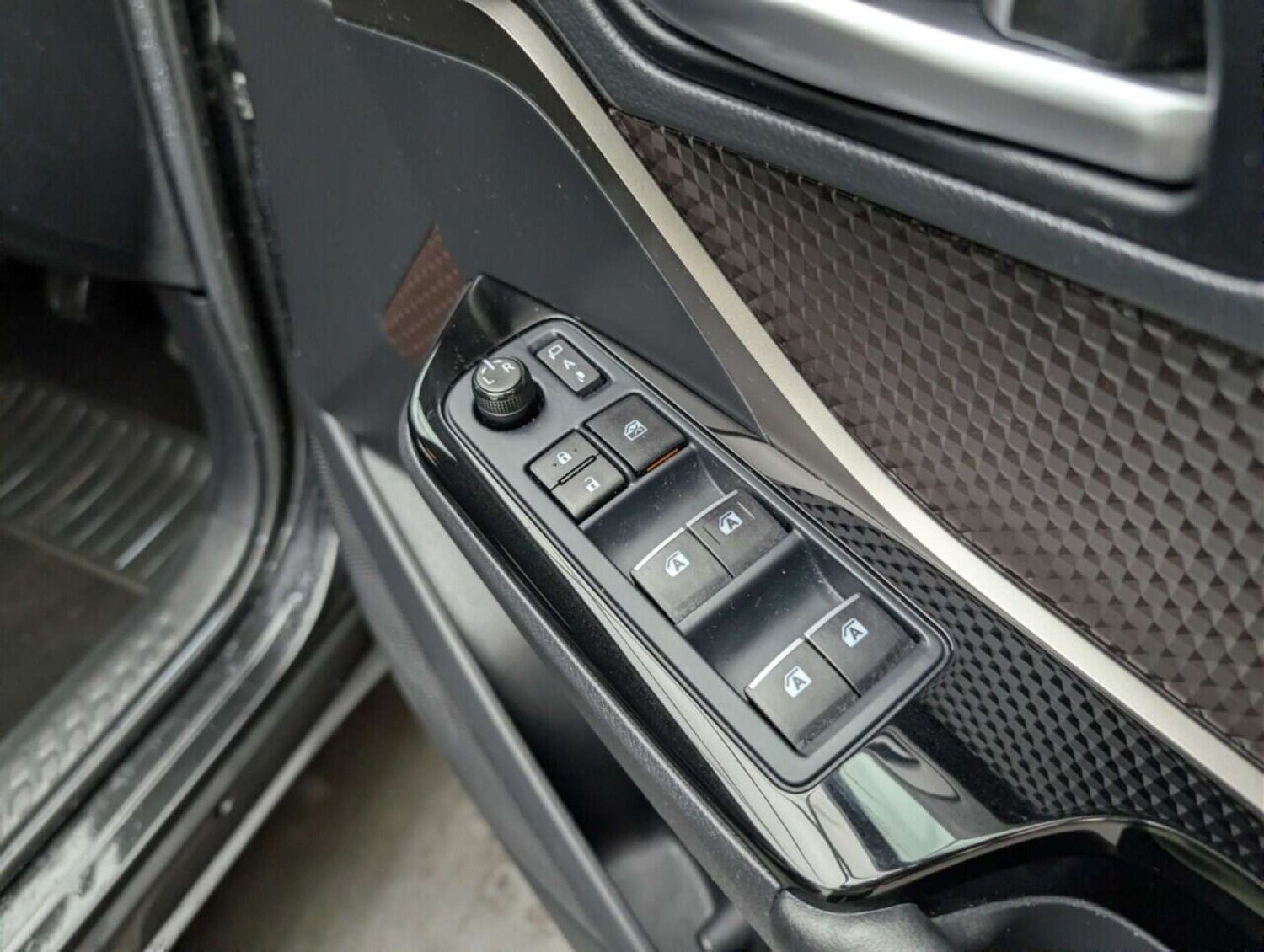 Used Toyota C-HR 2019 for sale - 77712982: Photo 20