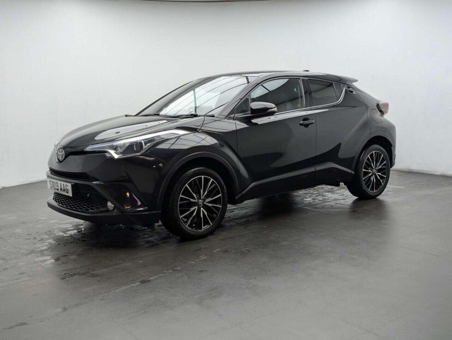 Used Toyota C-HR 2019 for sale - 77712982: Photo 4