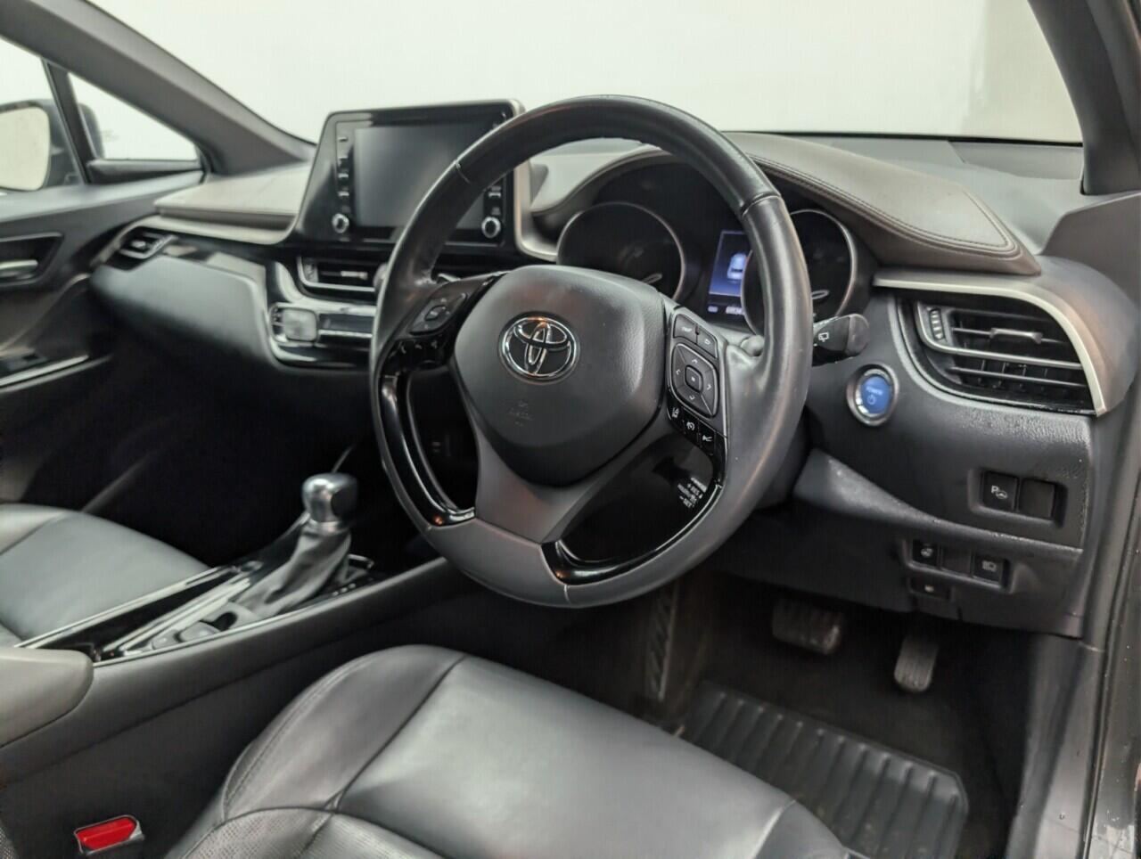 Used Toyota C-HR 2021 for sale - 76644910: Photo 11