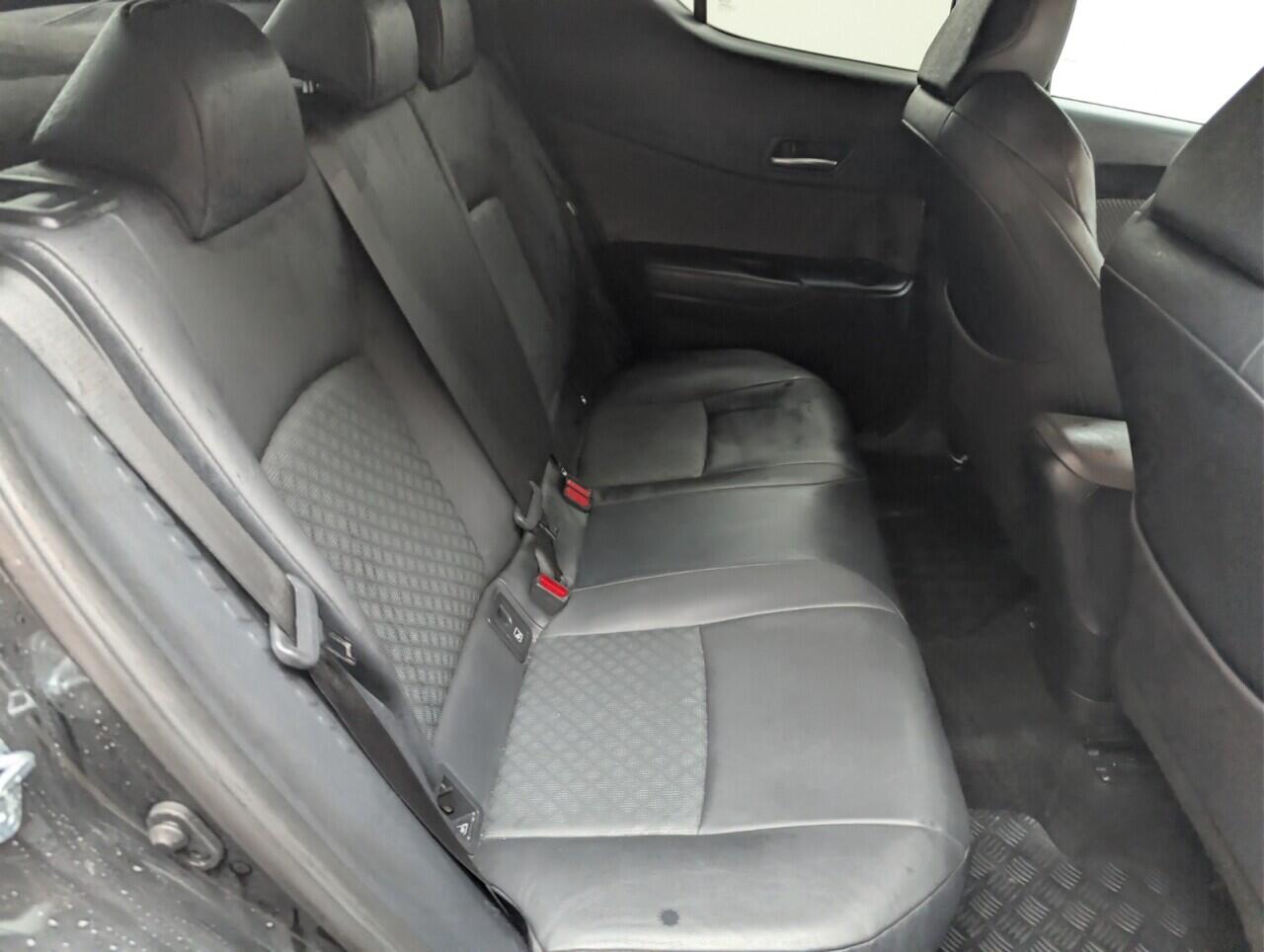 Used Toyota C-HR 2021 for sale - 76644910: Photo 23