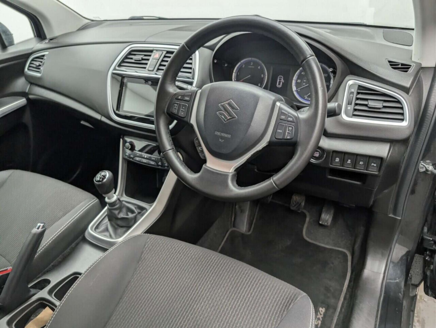 Used Suzuki SX4 S-Cross 2017 for sale - 77713512: Photo 11