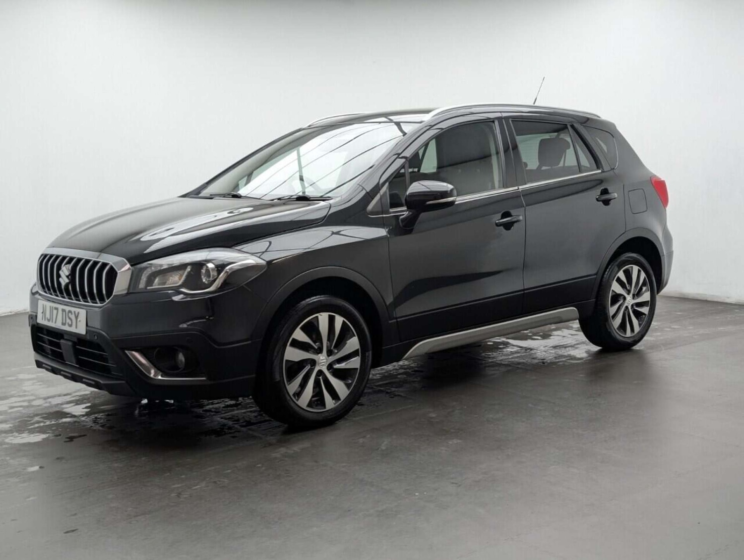 Used Suzuki SX4 S-Cross 2017 for sale - 77713512: Photo 4