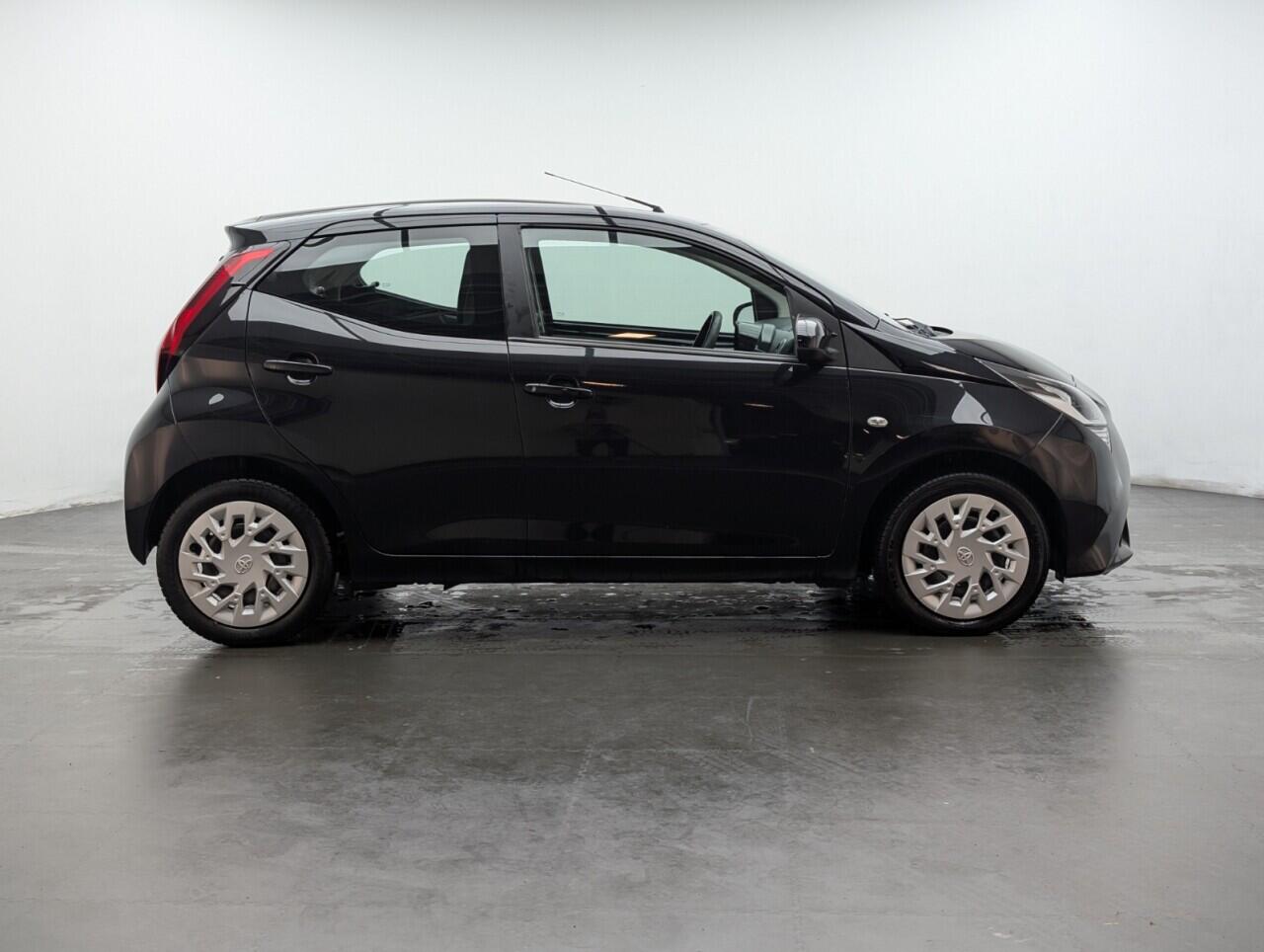 Used Toyota AYGO 2020 for sale - 77525008: Photo 9