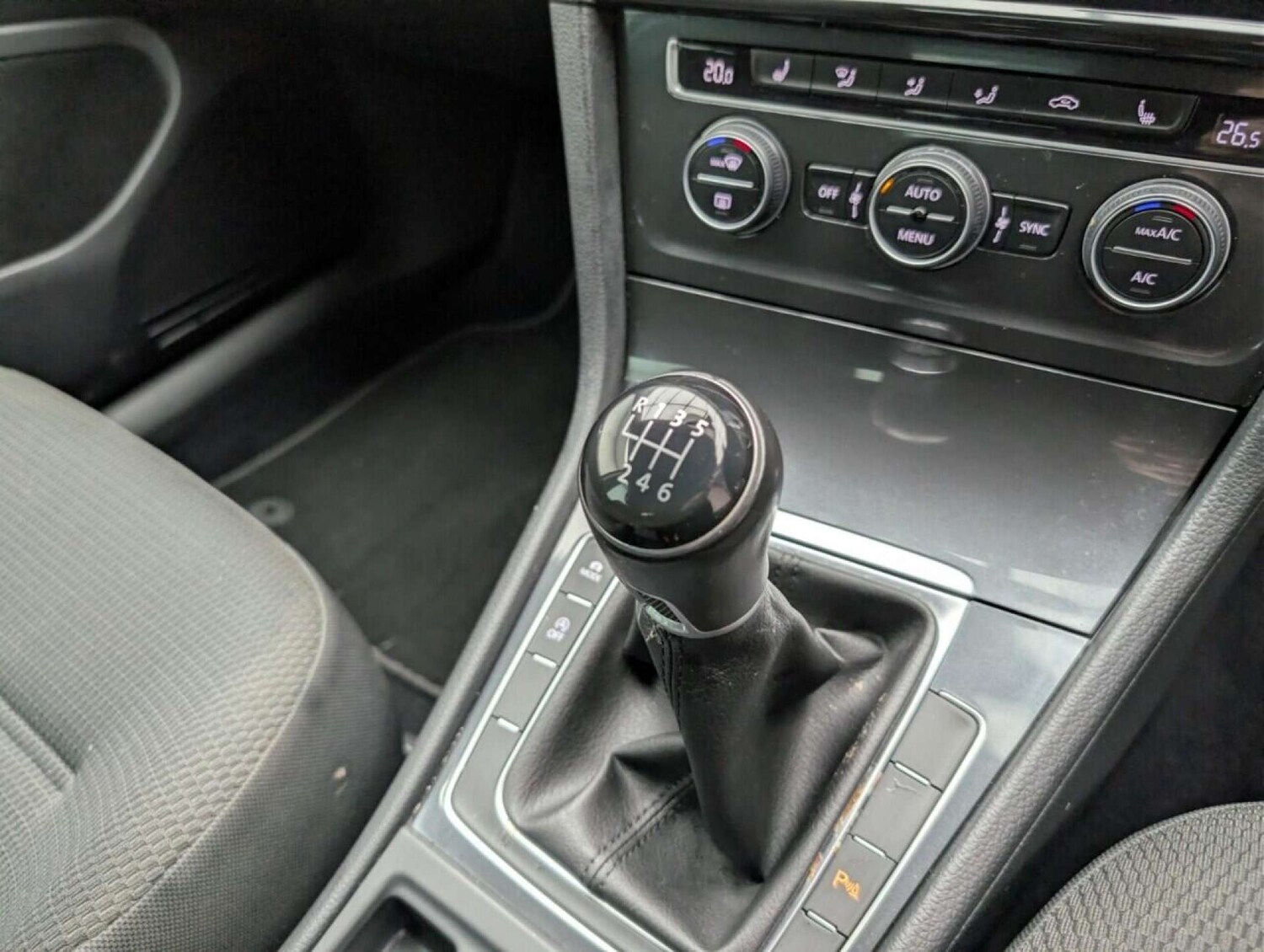 Used Volkswagen Golf 2020 for sale - 77713262: Photo 17